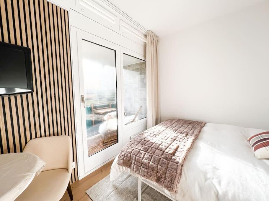Bright Tiny Studio - Shared Pool & Sauna - Free Parking - Air Condition Muralto Exterior photo